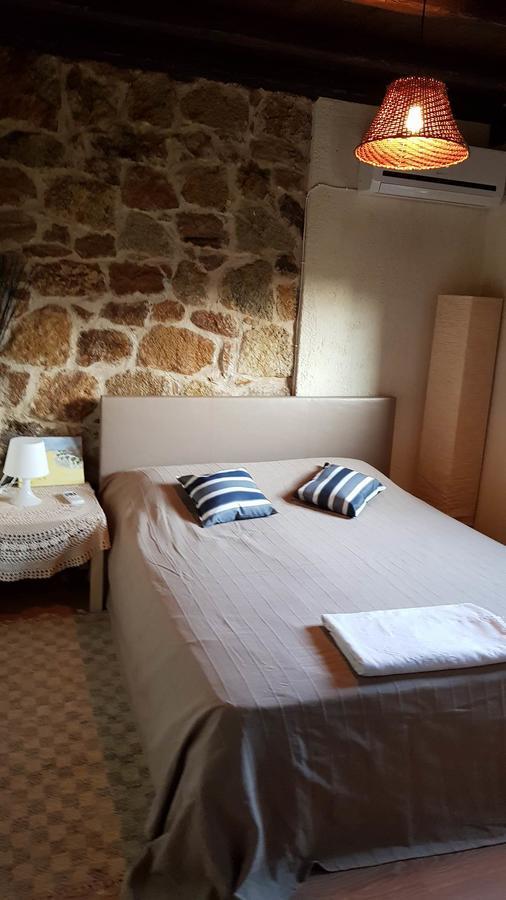 Stone Villas Nea Roda Luaran gambar